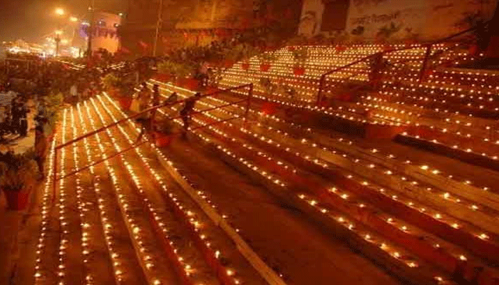 देव दीपावली: गंगा की घाट पर जलाएं दीया, देव लोक से आएंगे देवतागण