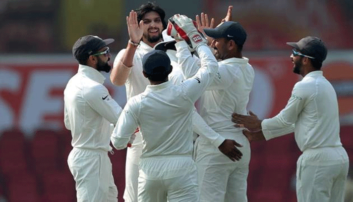 नागपुर टेस्ट: कोहली-पुजारा विकेट पर, भारत को 107 रनों की बढ़त