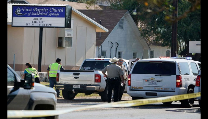 अमेरिका के टेक्सास में अज्ञात हमलावर ने की गोलीबारी, 27 की मौत