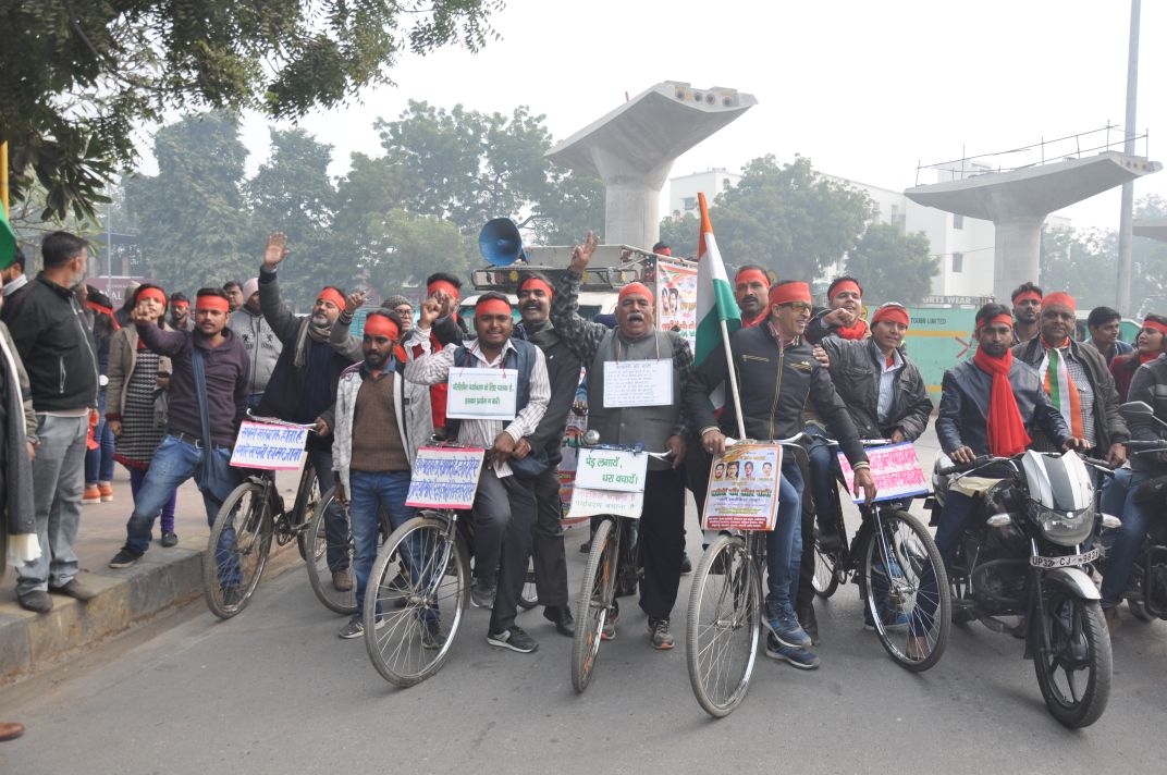 PHOTOS: काकोरी कांड के शहीदों की याद में साइकिल रैली, देखें Pics