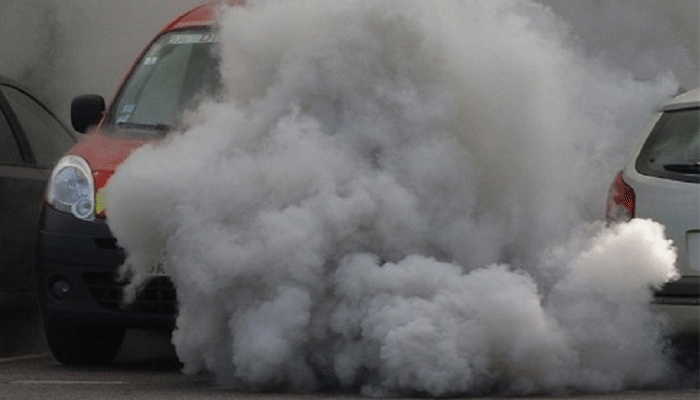 आगरा: प्रदूषण फैलाने के जिम्मेदार 114 सरकारी वाहनों को नोटिस, गाड़ियों में ADG-DIG की भी