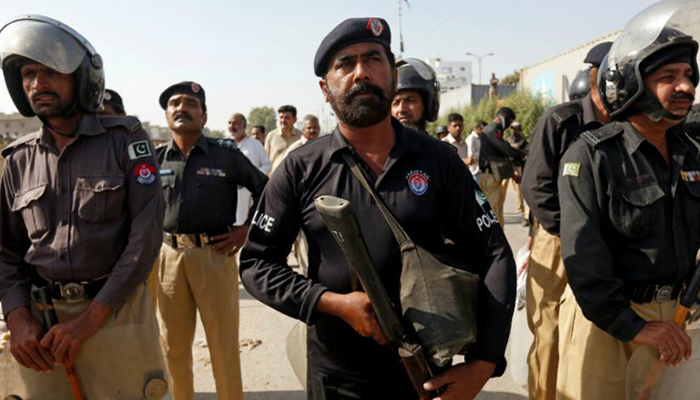 पाकिस्तान : आतंकवाद रोधी अभियानों में 11 आतंकवादी गिरफ्तार