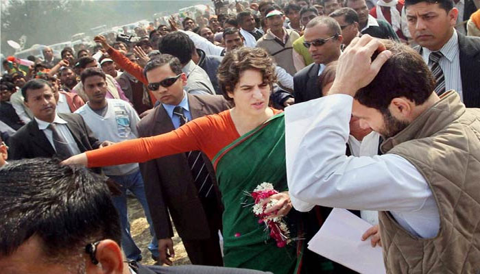 अमेठी​ के दंगल में, कांग्रेस कार्यकर्ताओं ने राहुल से मांगा प्रियंका का साथ