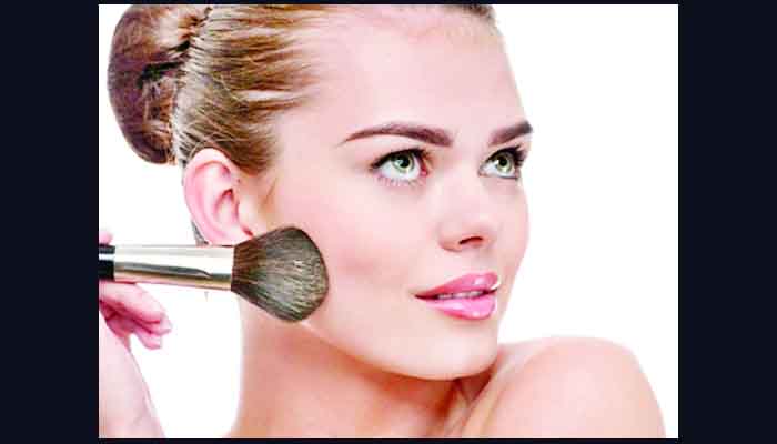 Makeup : अपने चीकबोन्स को बनाएं सुंदर, इससे बढ़ती है खूबसूरती