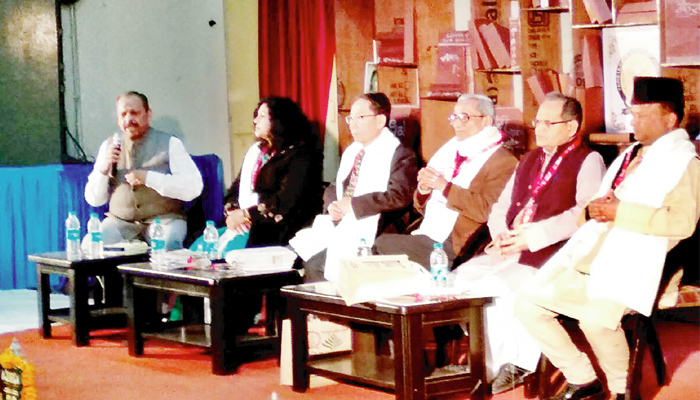 गोरखपुर लिटरेरी फेस्ट: साहित्य है समाज का दर्पण, सामाजिक सरोकारों पर हुई गम्भीर चर्चा