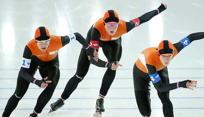नीदरलैंड के स्पीड स्केटर क्रामेर ने जीता लगातार तीसरा ओलंपिक स्वर्ण