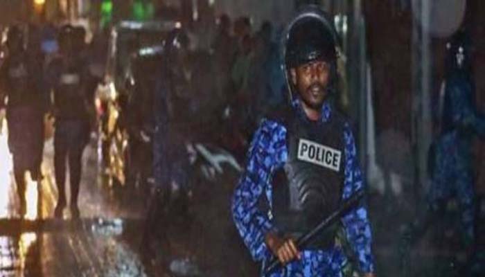 मालदीव गिरफ्तार भारतीय, ब्रिटिश पत्रकार को स्वदेश भेजेगा