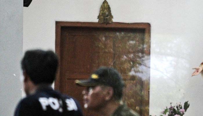 इंडोनेशिया : चर्च में प्रार्थना के दौरान पादरी पर तलवार से हमला