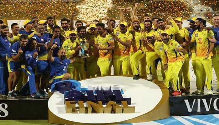 बॉलीवुड हस्तियों ने आईपीएल में चेन्नई सुपर किंग्स की जीत पर बधाई दी