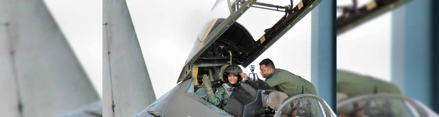 An-32 रिश्वतखोरी के आरोप में कांग्रेस ने सीतारमण से मांगा जवाब
