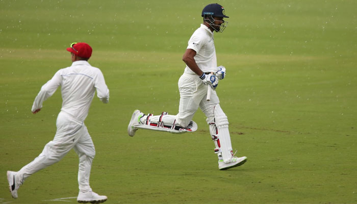 बंगलुरु टेस्ट: अफगान स्पिनरों पर हावी रहे भारतीय बल्लेबाज, खूब बनाए रन