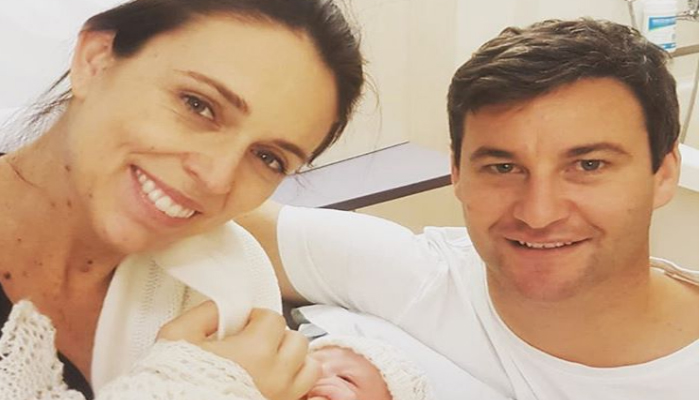 न्यूजीलैंड की प्रधानमंत्री ने बच्ची को जन्म दिया