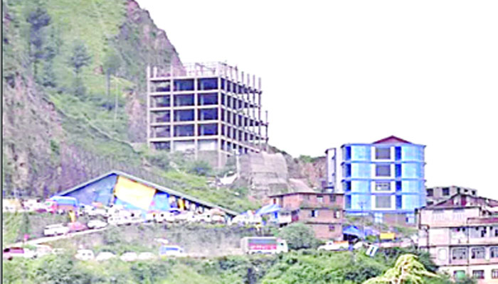 शिमला में ढाई मंजिल से ऊंची बिल्डिंगों पर रोक बरकरार