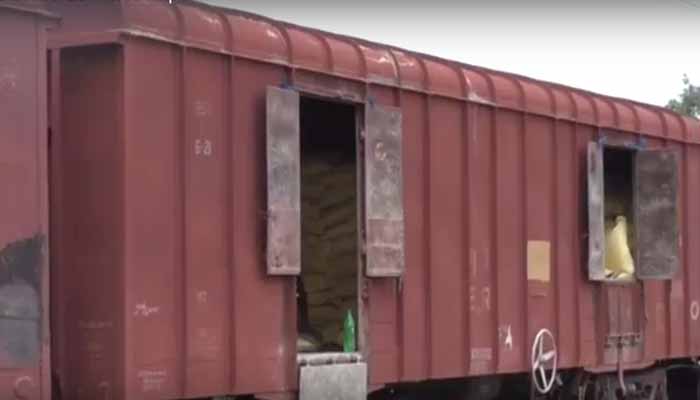 लापरवाही: 4 साल बाद खाद लेकर पहुंची ट्रेन, लेटलतीफी का बना नया रिकार्ड