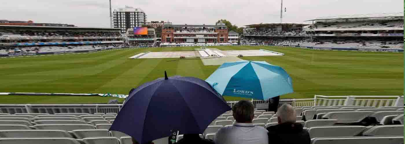 Lords Test : स्टुअर्ट ब्रॉड ने भारत को पारी से हार की ओर धकेला