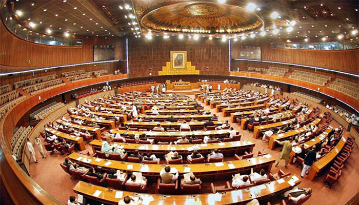 पाकिस्तान की नेशनल असेंबली का सत्र शुरू, 331 सदस्यों ने ली शपथ