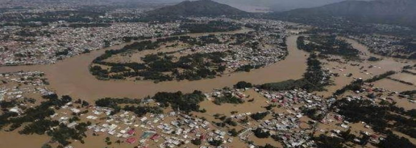 केरल बाढ़: पीएम मोदी ने मौसम साफ होने पर शुरू किया हवाई सर्वेक्षण