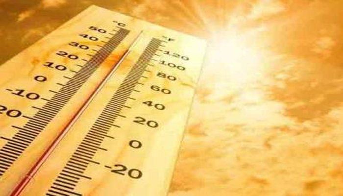 यूपी: तेज धूप निकलने से तापमान में हुआ इजाफा, बढ़ी गर्मी व उमस
