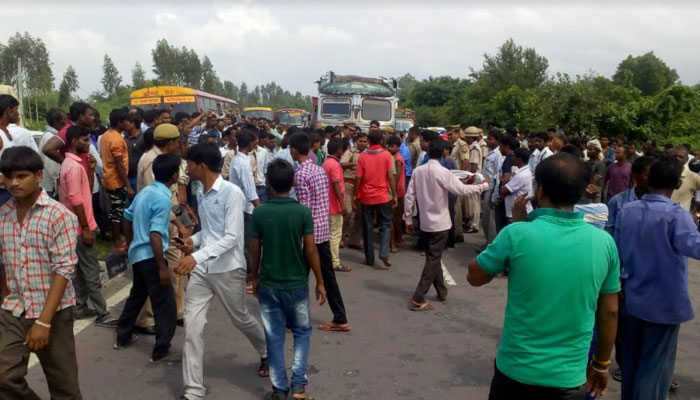 अपराधियों को नहीं है खाकी का खौफ, दरोगा की धारदार हथियार से हत्या