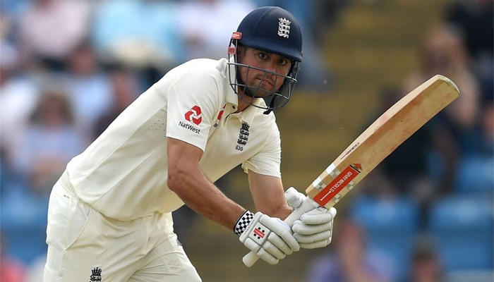 ओवल टेस्ट: कुक अर्धशतक के करीब, इंग्लैंड को 154 रन की बढ़त