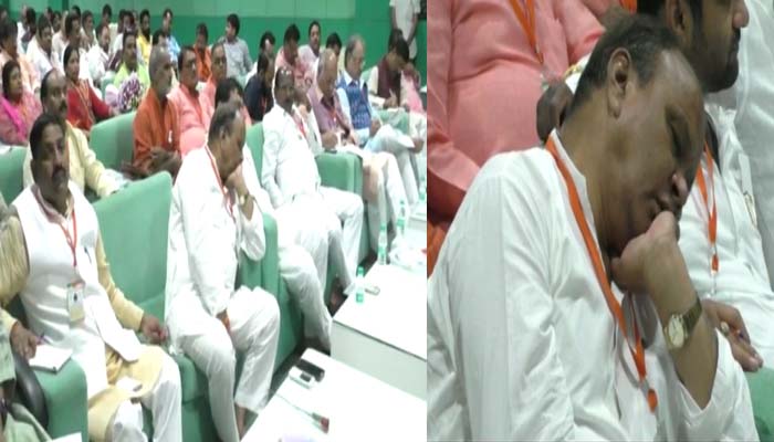 BJP संगठन दुरूस्‍त करने पहुंचे सुनील बंसल, बैठक में सोते रहे विधायक, फोटो वायरल होने पर उड़ी नींद