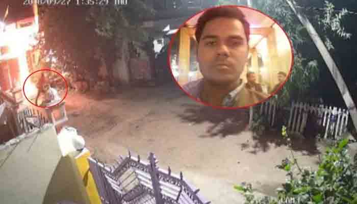 VIDEO:  आगरा पुलिस ने दबोचा सिरफिरा, देखिए कैसे जलाया था SC आयोग के चेयरमैन की भतीजी का घर