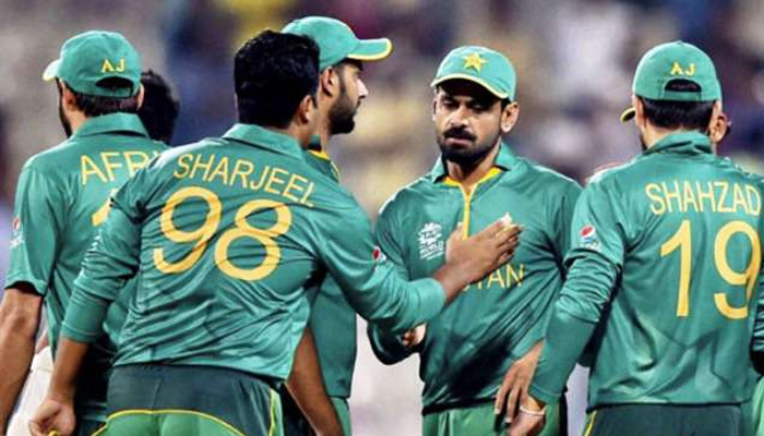 पाकिस्तान क्रिकेट टीम की ओर से खेल चुके हैं ये 7 नॉन-मुस्लिम प्लेयर्स