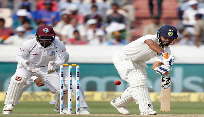 हैदराबाद टेस्ट : भारत ने पहली पारी में 367 रन बनाए