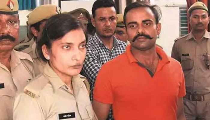 विवेक तिवारी हत्याकांड: आरोपी सिपाही की पत्नी ने की सभी साथियों से अनुशासन में रहने की अपील