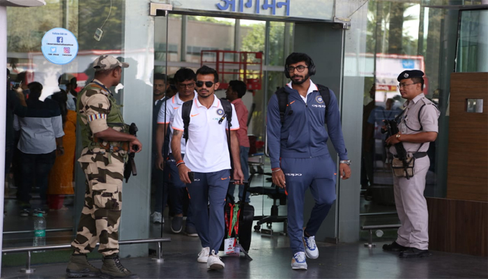 IN PICS: इंडिया-वेस्टइंडीज के बीच T-20 मैच कल, लखनऊ पहुंची दोनों टीमें