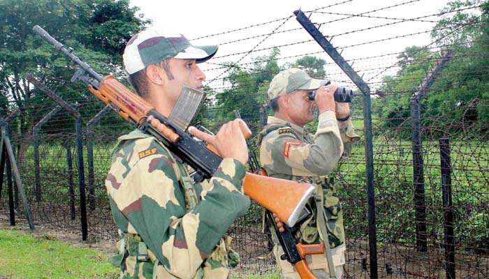 भारत-पाक सीमा पर तस्कर सक्रिय, धुंध में नशा तस्करों को रोकना बड़ी चुनौती