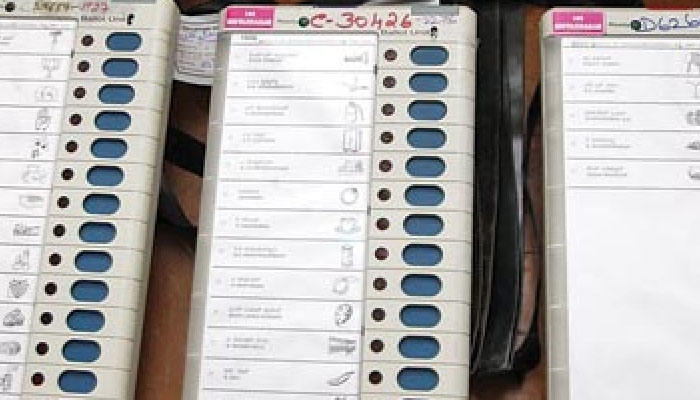 निजामाबाद में 185 उम्मीदवार, ईवीएम नहीं मतपत्र का होगा इस्तेमाल : चुनाव आयोग