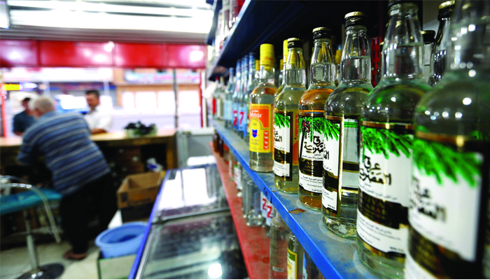 आईएस का राज खत्म होने पर पीने वालों की मौज,अल दुवासा में कई शराब के स्टोर खुले