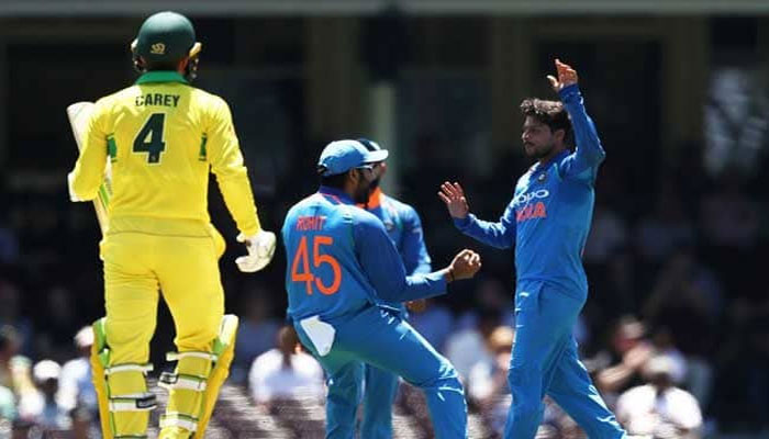 India vs Australia, 1st ODI: रोहित शर्मा का शतक बेकार, ऑस्ट्रेलिया ने भारत को 34 रनों से हराया