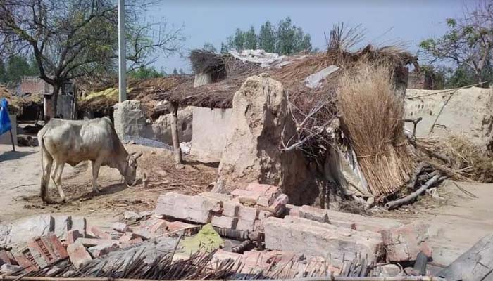 यूपी : हरदोई में आंधी ने मचाई तबाही, दो की मौत, दो घायल