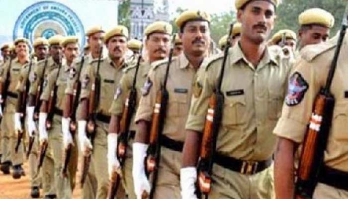 दिल्ली: जैश के फरार आतंकवादी को पुलिस ने श्रीनगर से किया गिरफ्तार