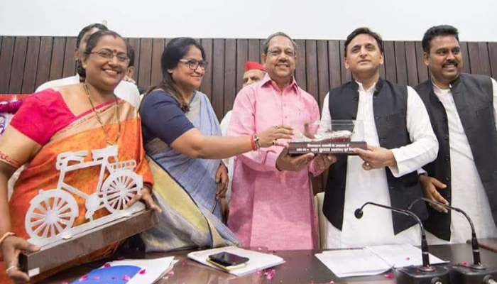 सपा ने कानपुर में खेला ओबीसी कार्ड, रामकुमार निषाद को बनाया उम्मीदवार