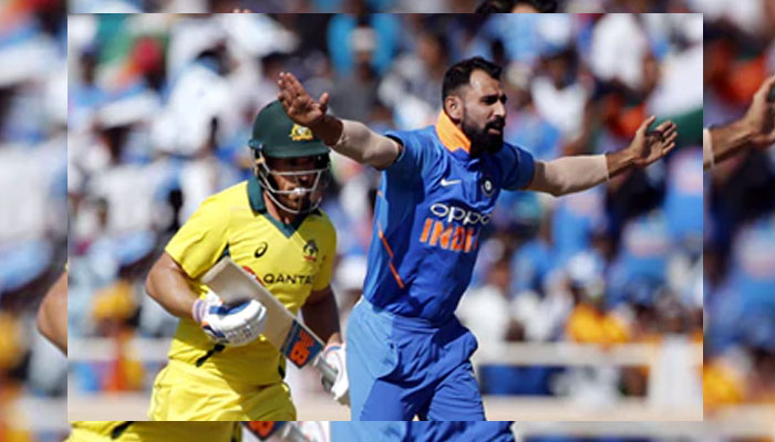 IndiavsAustralia,5th ODI भारत ने अब तक 11ओवर में 1 विकेट खो कर 62 रन बनाये