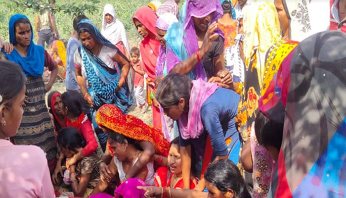 हरदोई: तालाब में डूबकर युवक की मौत ग्रामीणों ने जमकर हंगामा किया