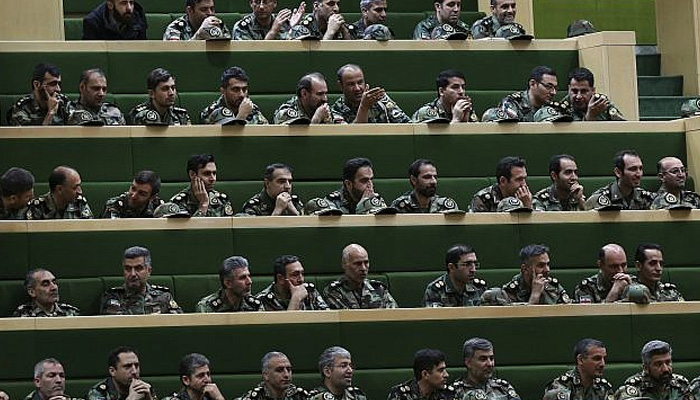 ईरान की संसद ने अमेरिका की पूरी सेना को आतंकवादी करार दिया
