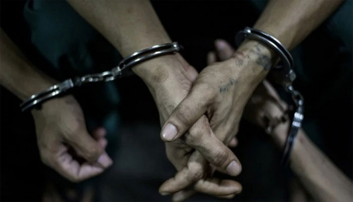 बहेलिया गिरोह के छह सदस्य गिरफ्तार, दो किलो अफीम बरामद