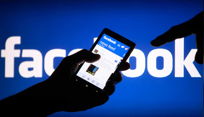 हिंसा पर लगाम कसने के लिए फेसबुक ने लाइव स्ट्रीमिंग को किया कड़ा