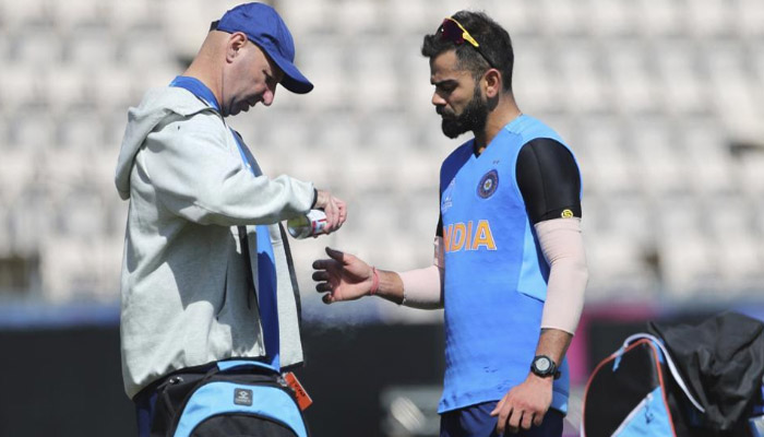 World Cup 2019: टीम इंडिया के लिए बुरी खबर, कप्तान विराट को लगी चोट
