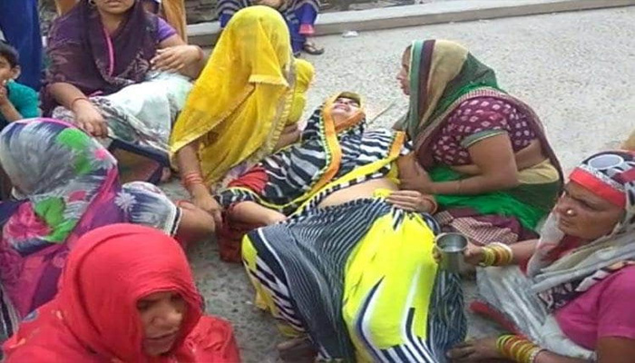 अलीगढ़ रेप-कांड: पीड़ित बच्ची के परिजन ने दी खुदकुशी की धमकी, 4 आरोपी गिरफ्तार