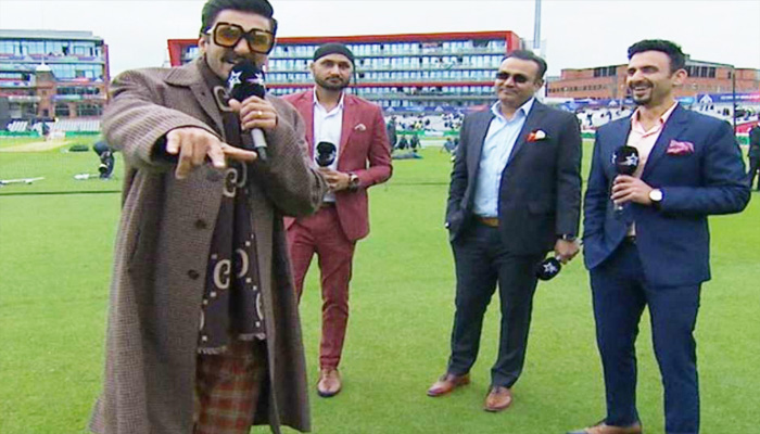 Ind VS Pak: रणवीर सिंह ने मैदान में जो किया, फैंस ही नही क्रिकेटर्स भी हुए इंप्रेस