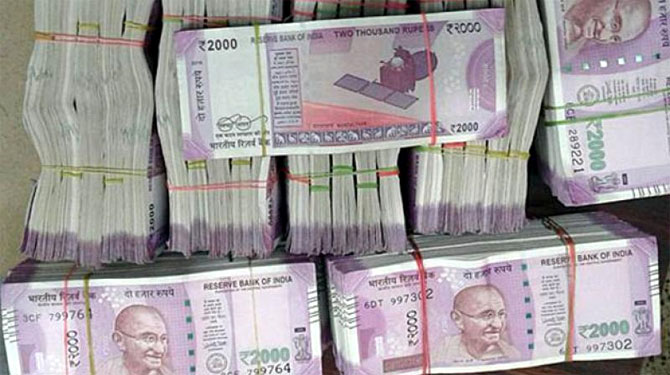 मोदी सरकार का बड़ा खुलासा! मुद्रा लोन योजना लेकर नहीं लौटाए ₹18 हजार करोड़