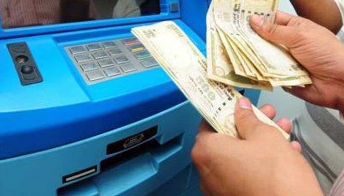 अब ऐसे नहीं निकलेंगे ATM से रुपये, OTP का करना होगा इस्तेमाल