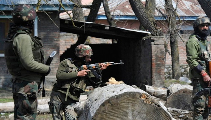 KashmirUnderThreat: हाई-अलर्ट के बीच 3 आतंकियों का सफाया