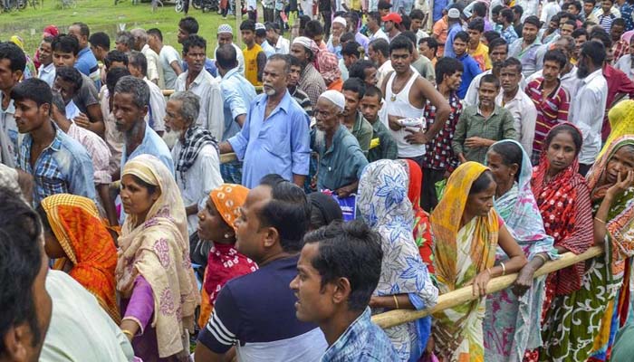 NRC का तगड़ा असर: भारत में बसे 445 घुसपैठियों की हुई बांग्लादेश वापसी
