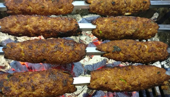 बकरीद स्पेशल: नॉनवेज वालों के लिए सीक कबाब,भाएगा मेहमानों को इसका स्वाद